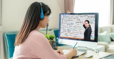 teknologi terbaru dalam dunia pendidikan